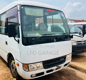 Mitsubishi Fuso Rosa 2013 White