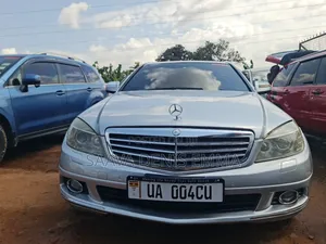 Mercedes-Benz C200 2010 Silver