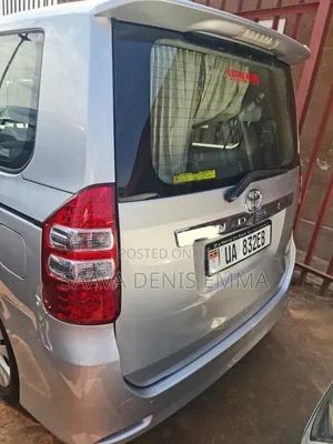 Toyota Noah 2013 Silver