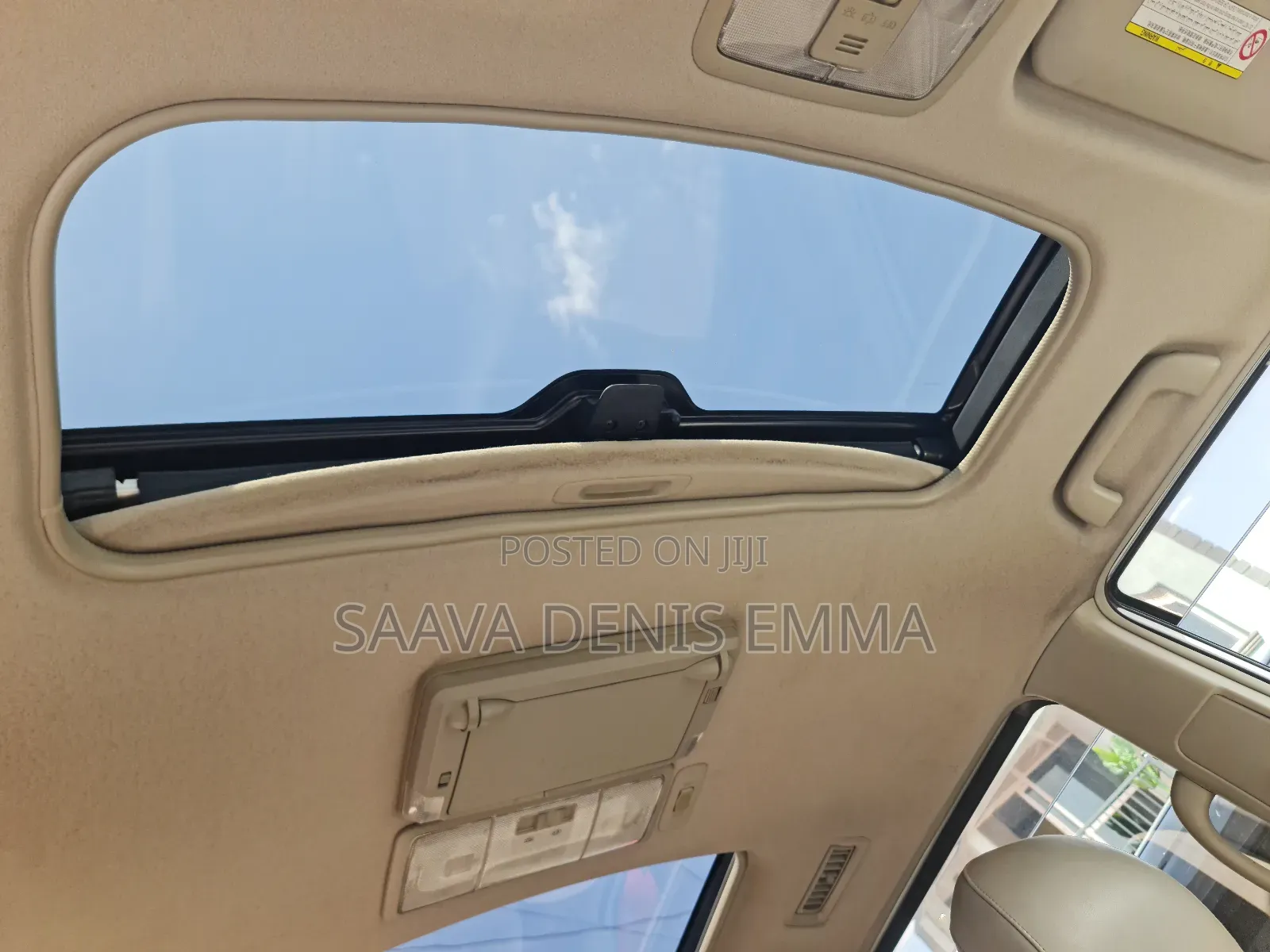 Toyota Noah 2013 Silver