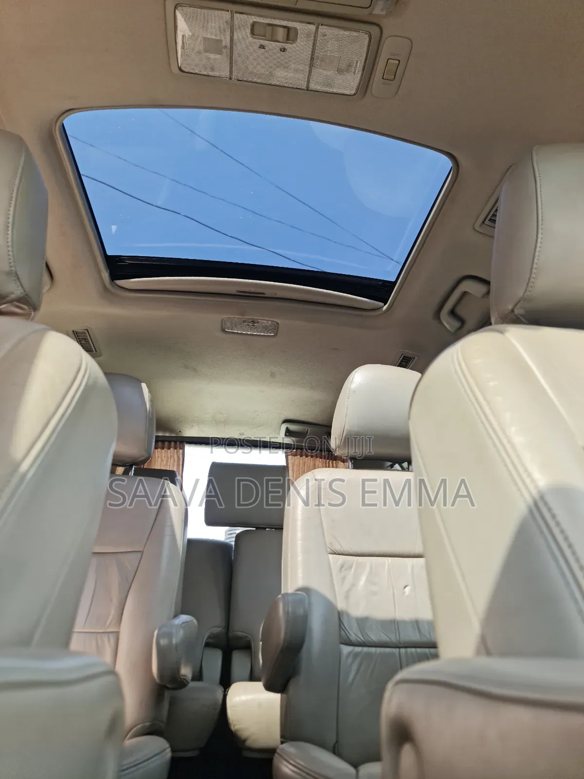Toyota Noah 2013 Silver