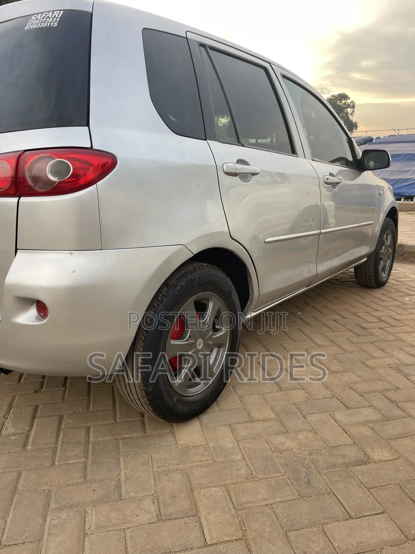 Mazda Demio 2006 Silver