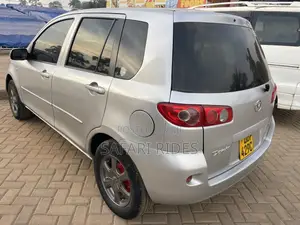 Mazda Demio 2006 Silver