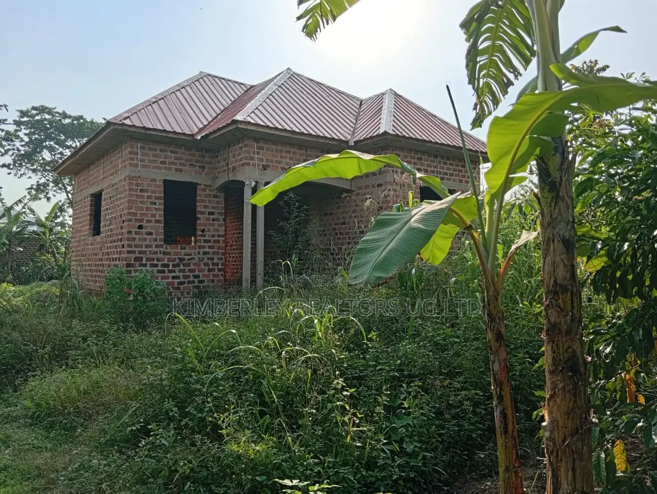 Semi-Finished House on Sale – Matugga Gombe