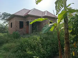 Semi-Finished House on Sale – Matugga Gombe