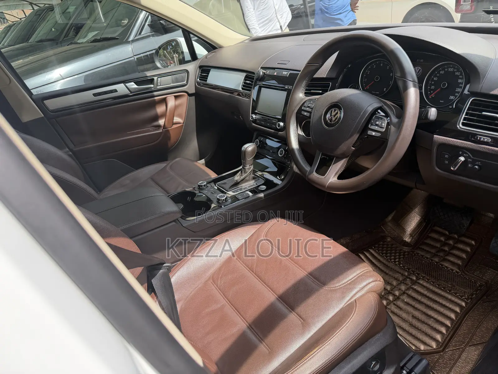 Volkswagen Touareg 2015 White