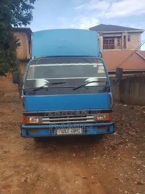Mitsubishi Canter Box Body 3.5 Tons Truck