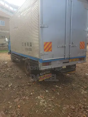 Mitsubishi Canter Box Body 3.5 Tons Truck