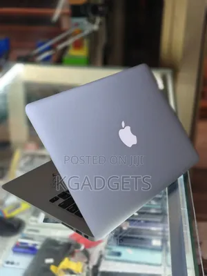 Laptop Apple MacBook Air 2017 8GB Intel Core i7 SSD 128GB