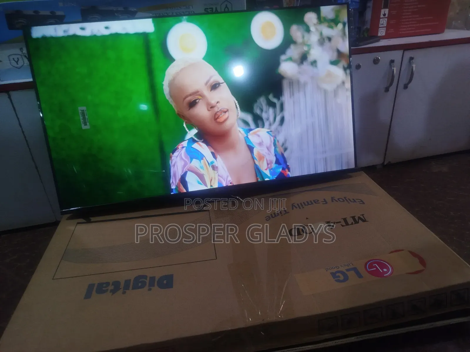 Lg 43 Smart Digital Flat Screen Flameless.