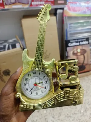 Analog Guitar-Shaped Desk Clock