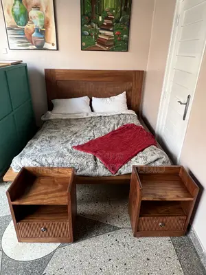 5x6 Wooden Bed