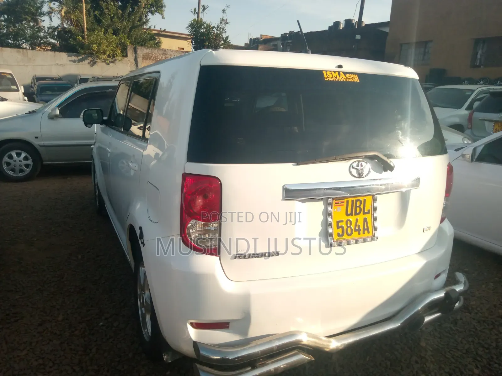 Toyota Corolla Rumion 2008 White