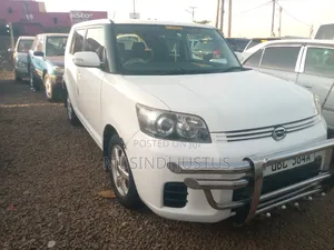 Toyota Corolla Rumion 2008 White