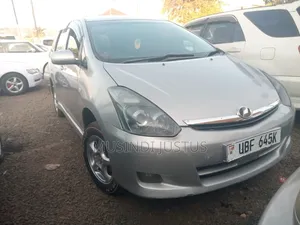 Toyota Wish 2005 White