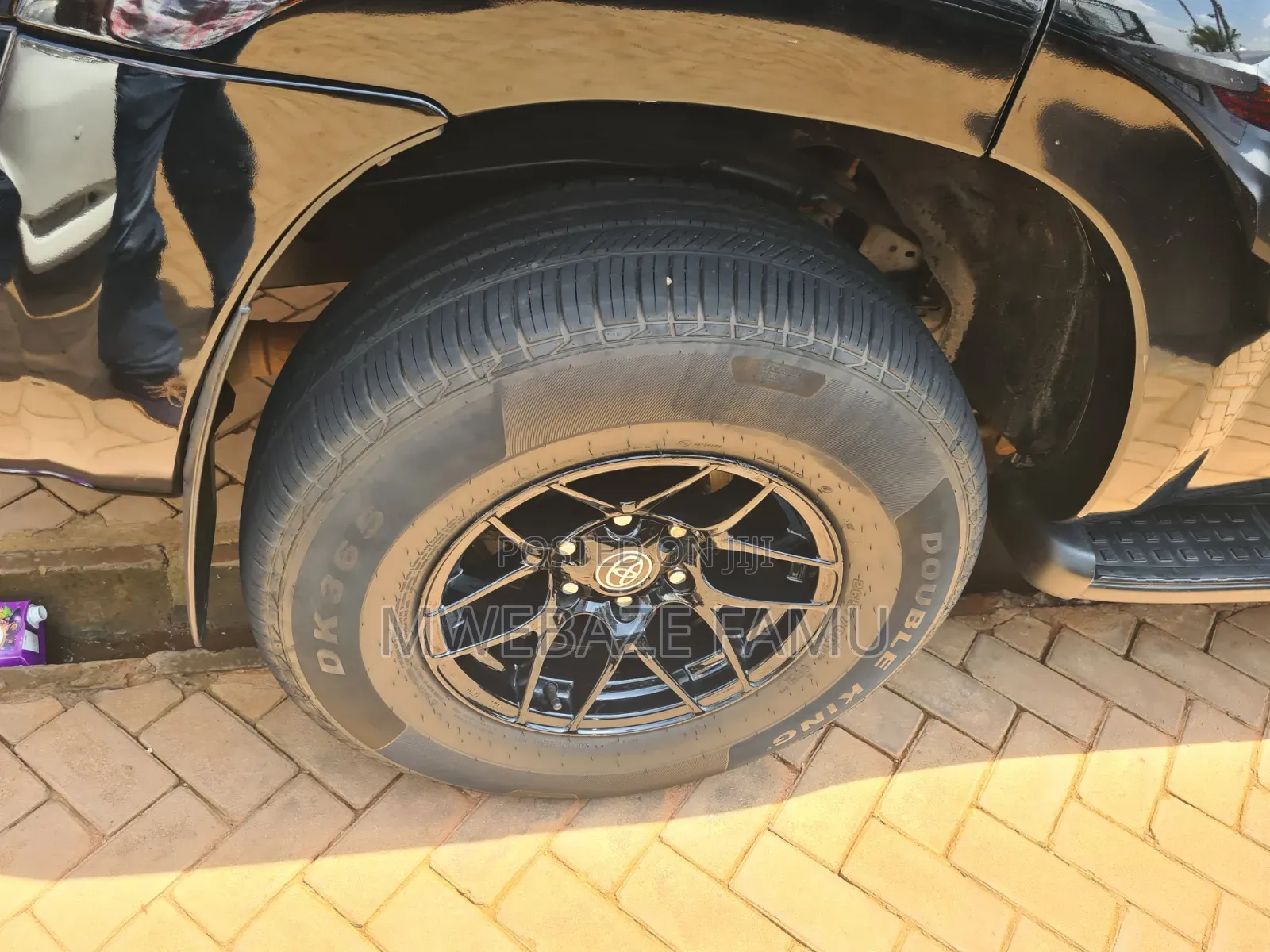 Toyota Hilux Surf 2009 Black