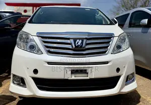 Toyota Alphard 2.4 Petrol AWD 2013 White