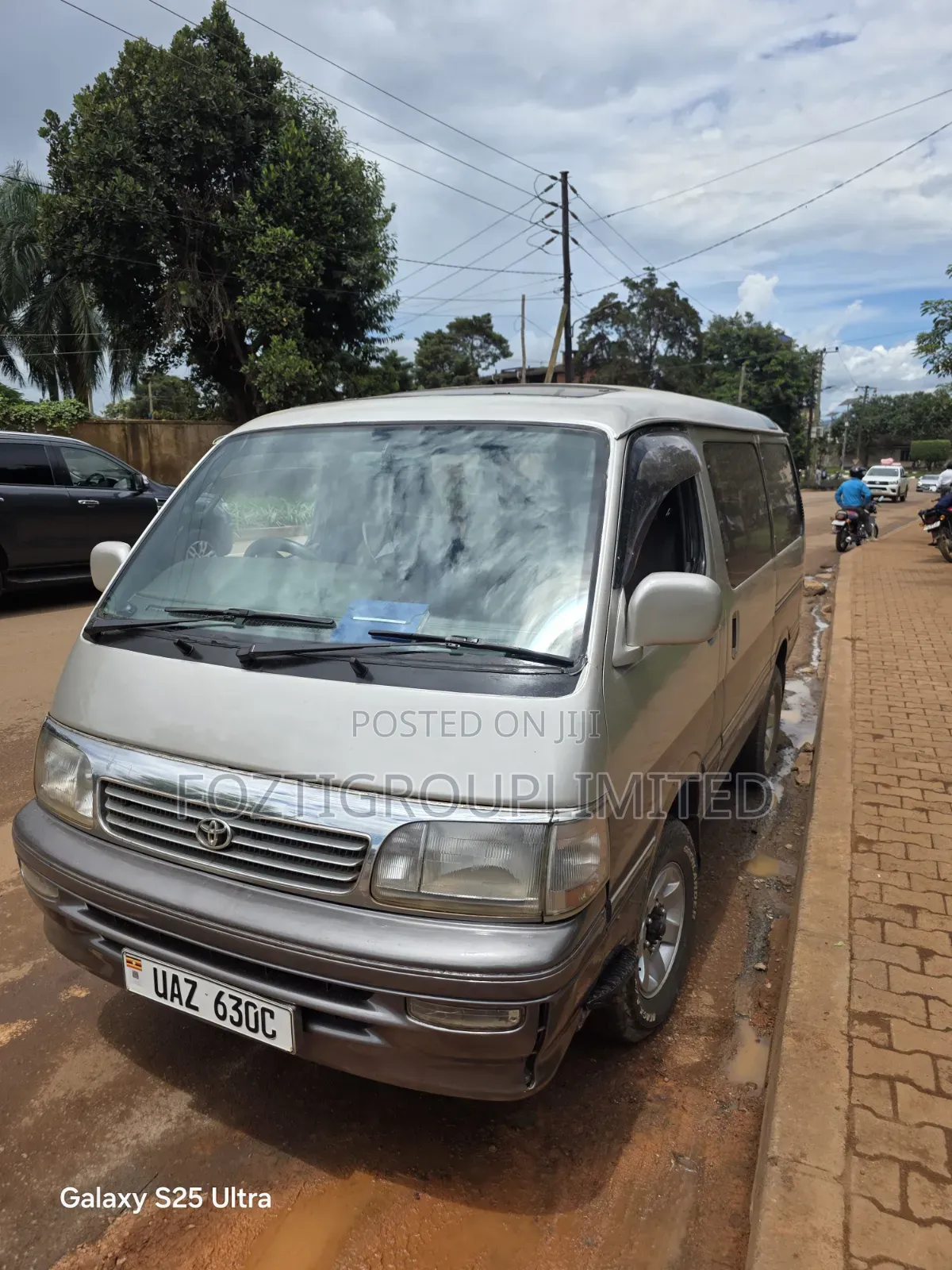 Toyota HiAce 1994 Gray