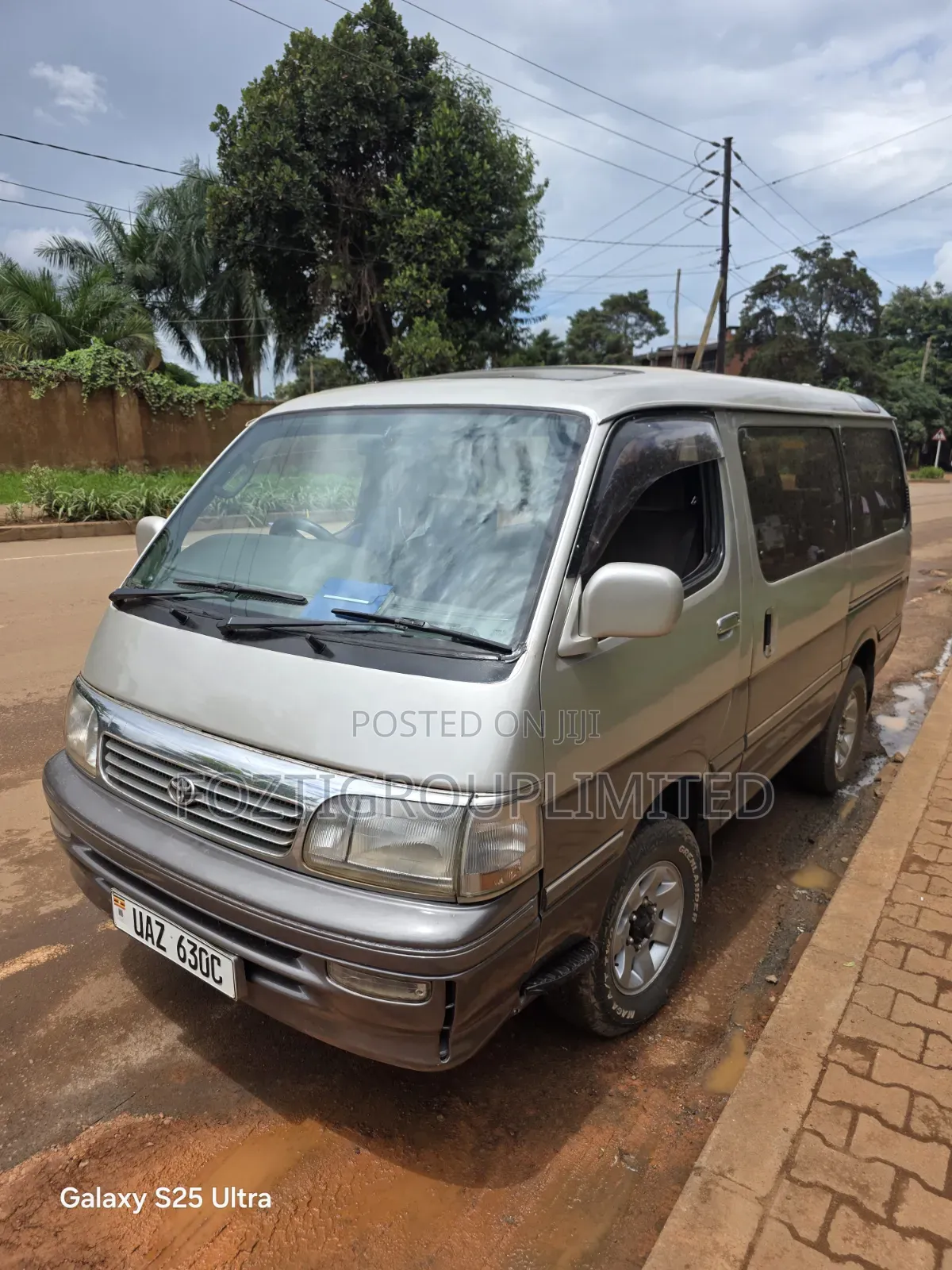 Toyota HiAce 1994 Gray