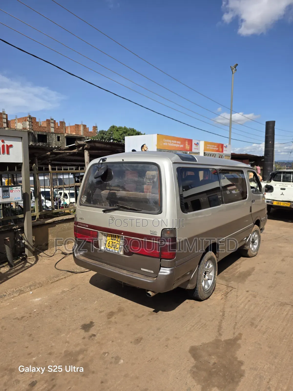 Toyota HiAce 1994 Gray