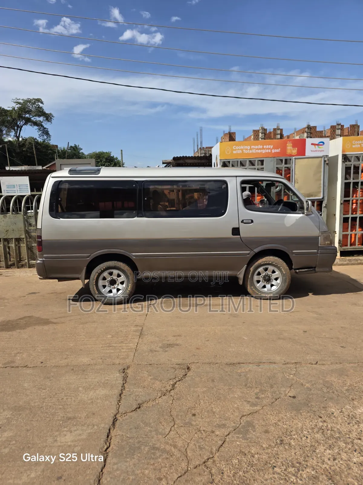 Toyota HiAce 1994 Gray