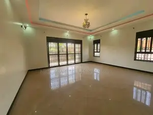 5bdrm Duplex in Kansanga, Central Division for rent