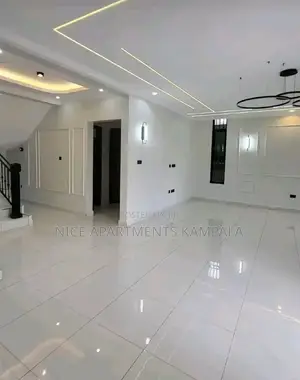 5bdrm Duplex in Muyenga, Central Division for rent