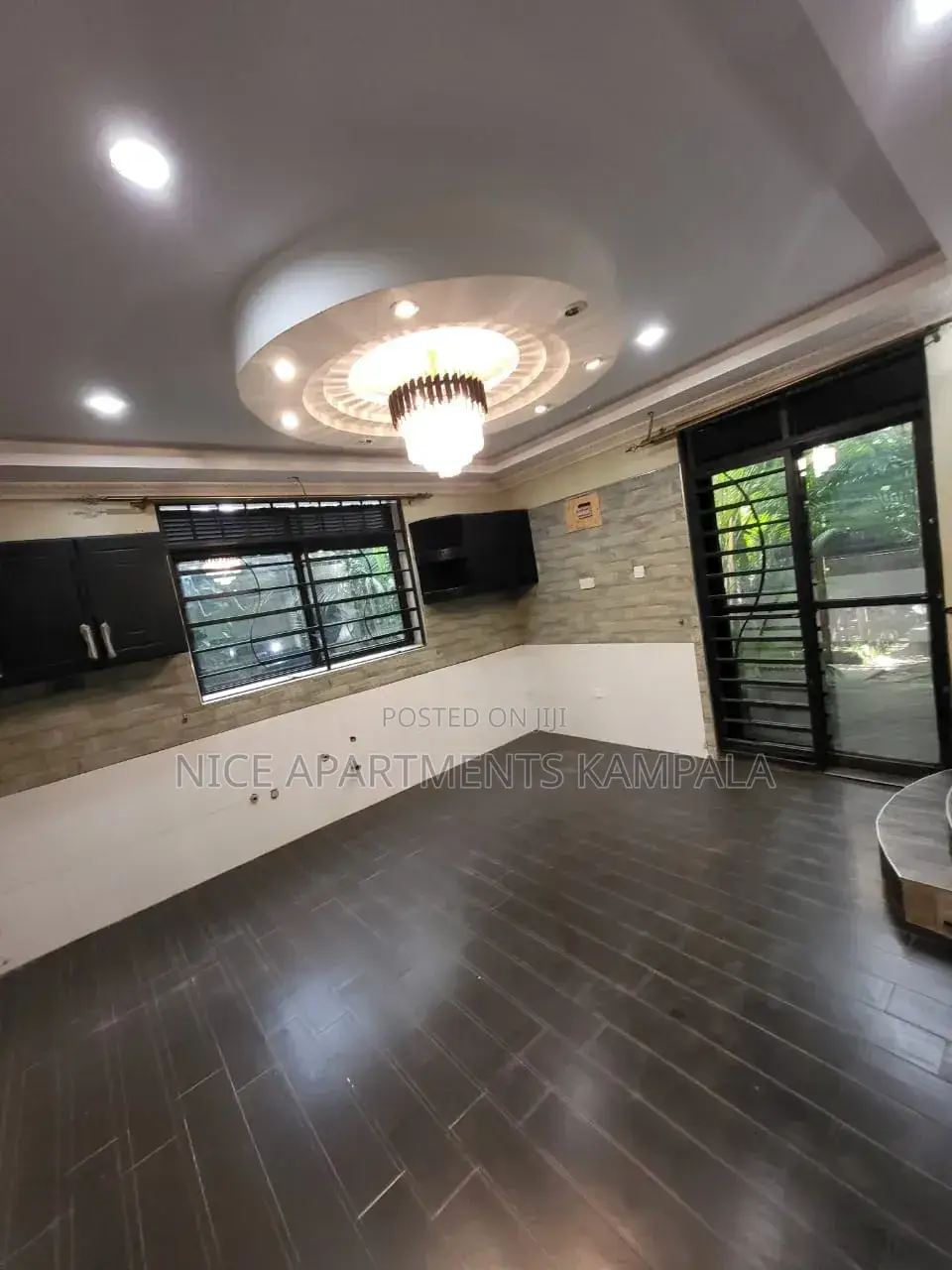 5bdrm Duplex in Muyenga, Central Division for rent