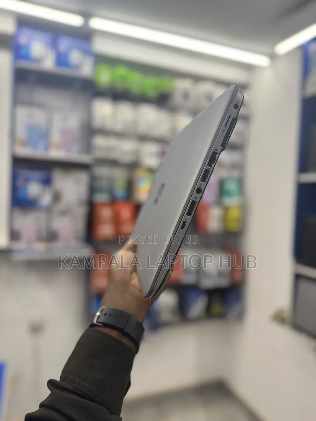 New Laptop HP EliteBook 840 G3 8GB Intel SSD 256GB