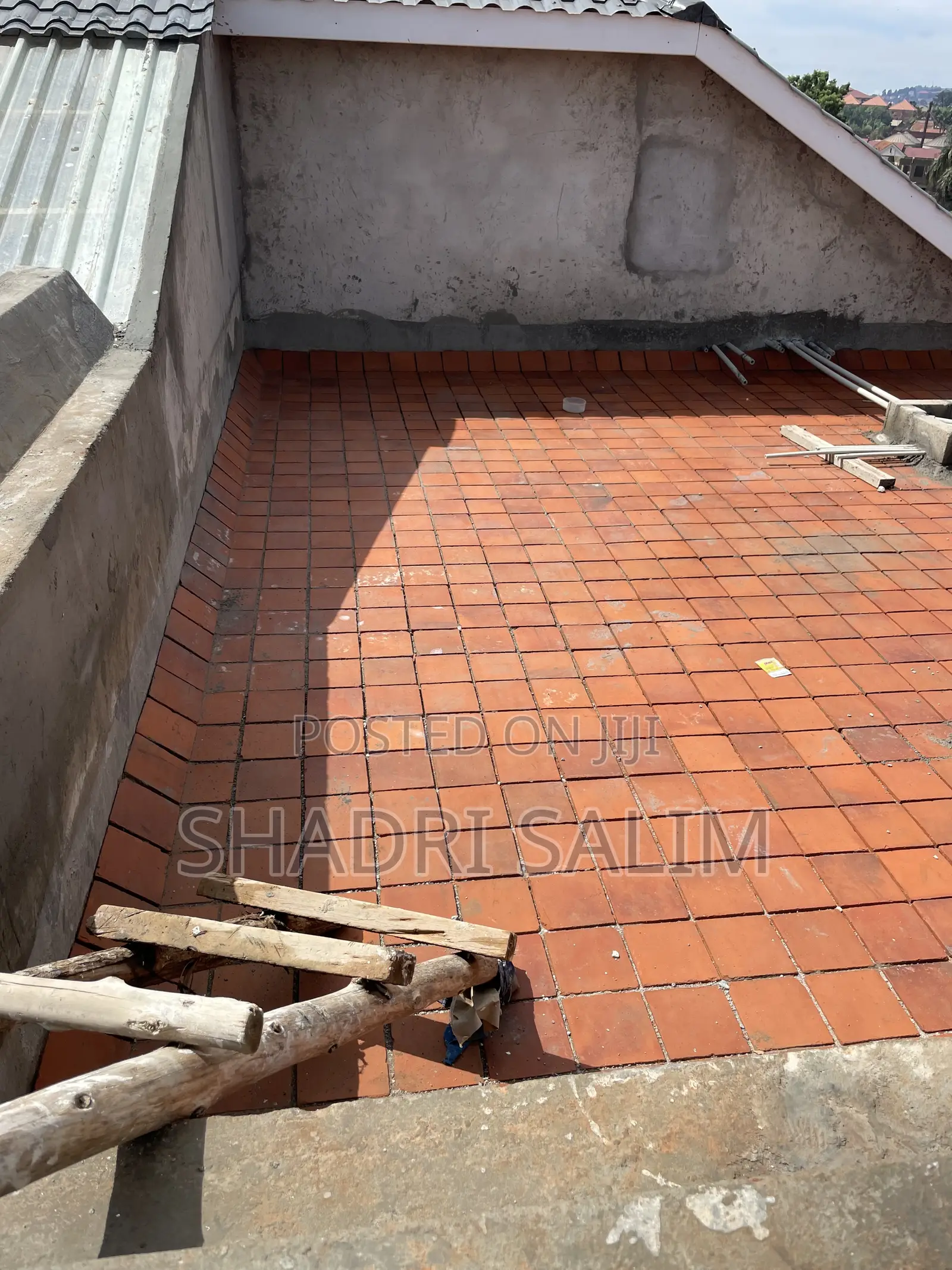 Dealers in Quarry Tiles
