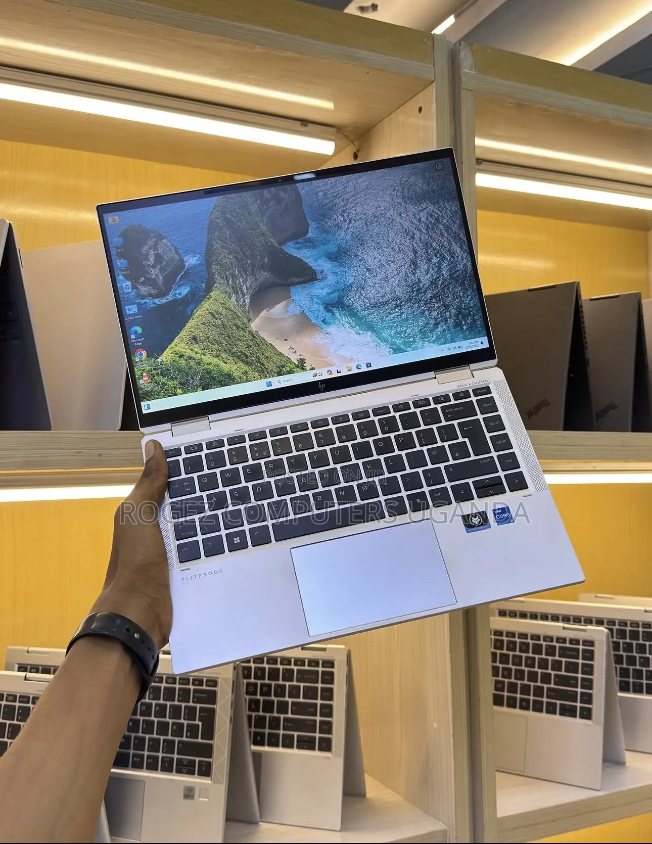 New Laptop HP EliteBook 1040 G8 32GB Intel Core i7 SSD 512GB