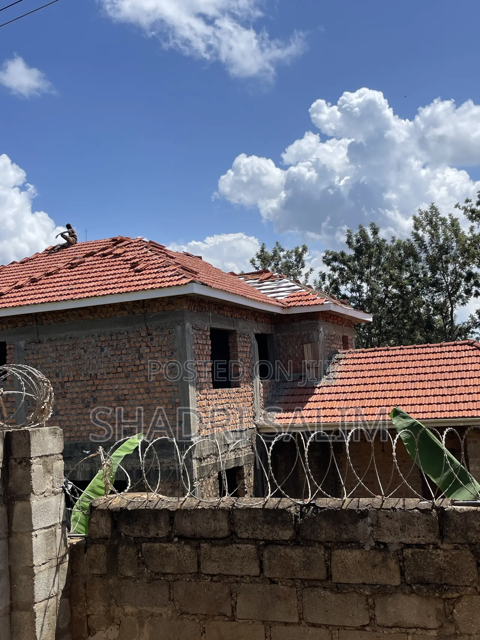 Decra Tile Roofs and Clay Tile Roofs