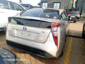 Toyota Prius Plug-In Hybrid 2025 White