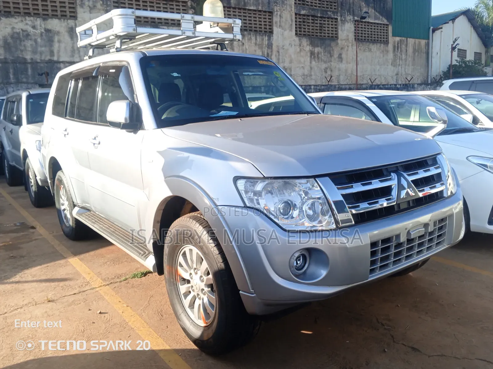 Mitsubishi Pajero 2012 Silver