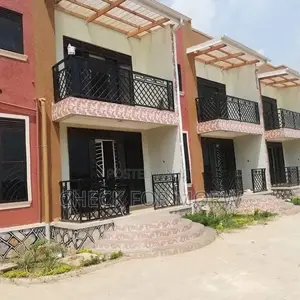 3bdrm Apartment in Mutundwe, Central Division for rent