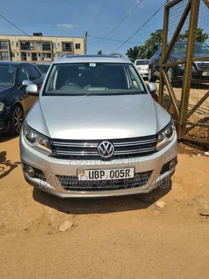 Volkswagen Tiguan 2012 Silver