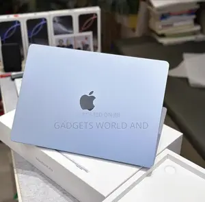 New Laptop Apple MacBook Air 16GB Apple M4 SSD 256GB