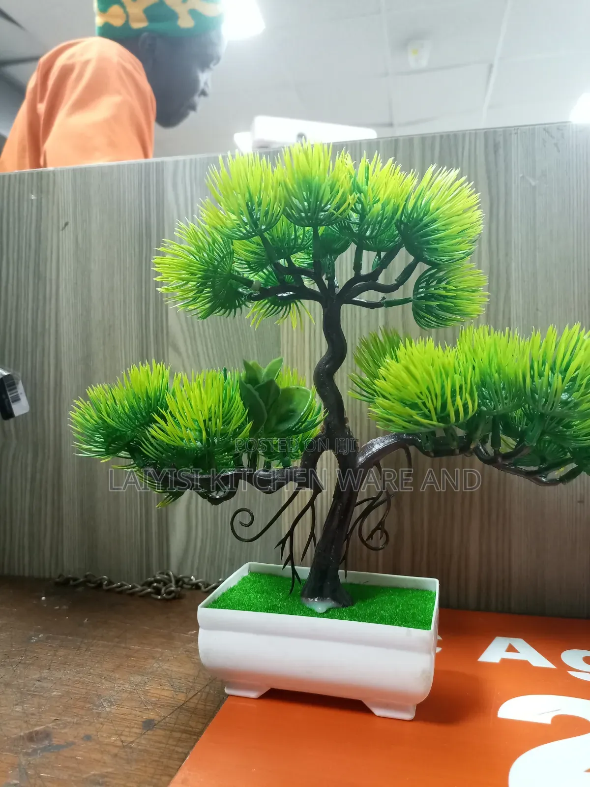 Mini Artificial Bonsai Tree Table Decoration, Japanese Pine, Green