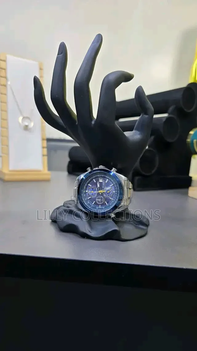 Hand Watch Display