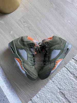Air Jordan 5 Retro "Olive".