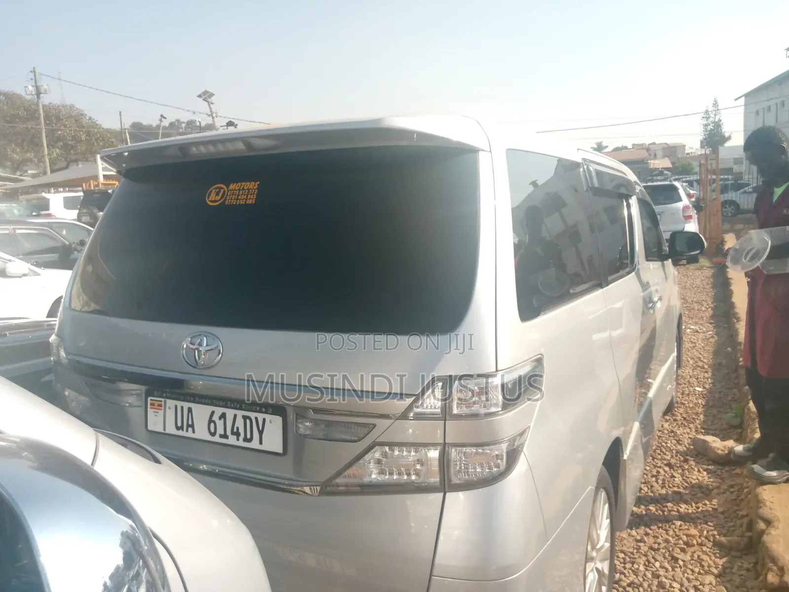 Toyota Alphard 2012 Silver