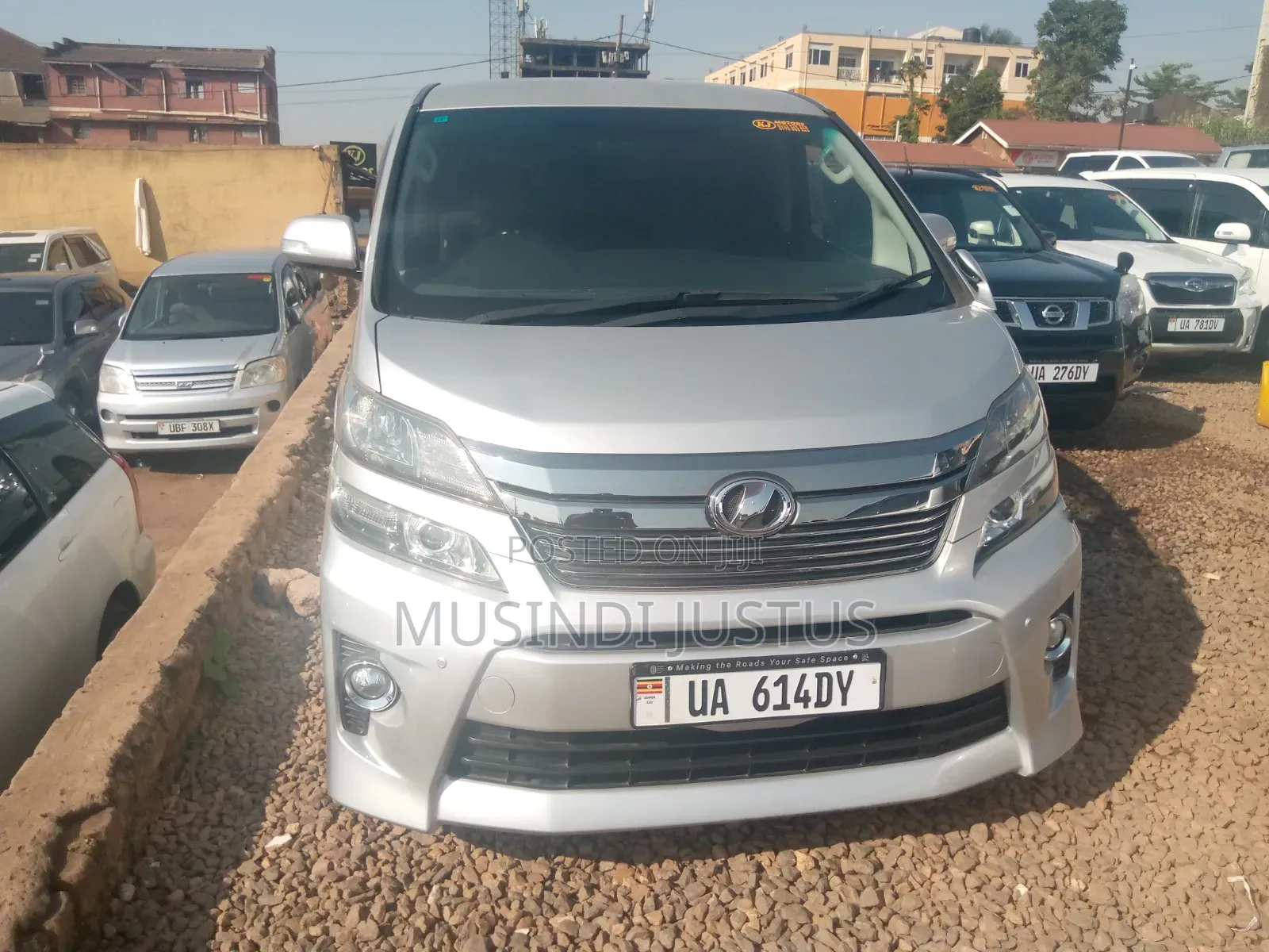 Toyota Alphard 2012 Silver
