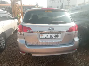Subaru Legacy 2015 Silver