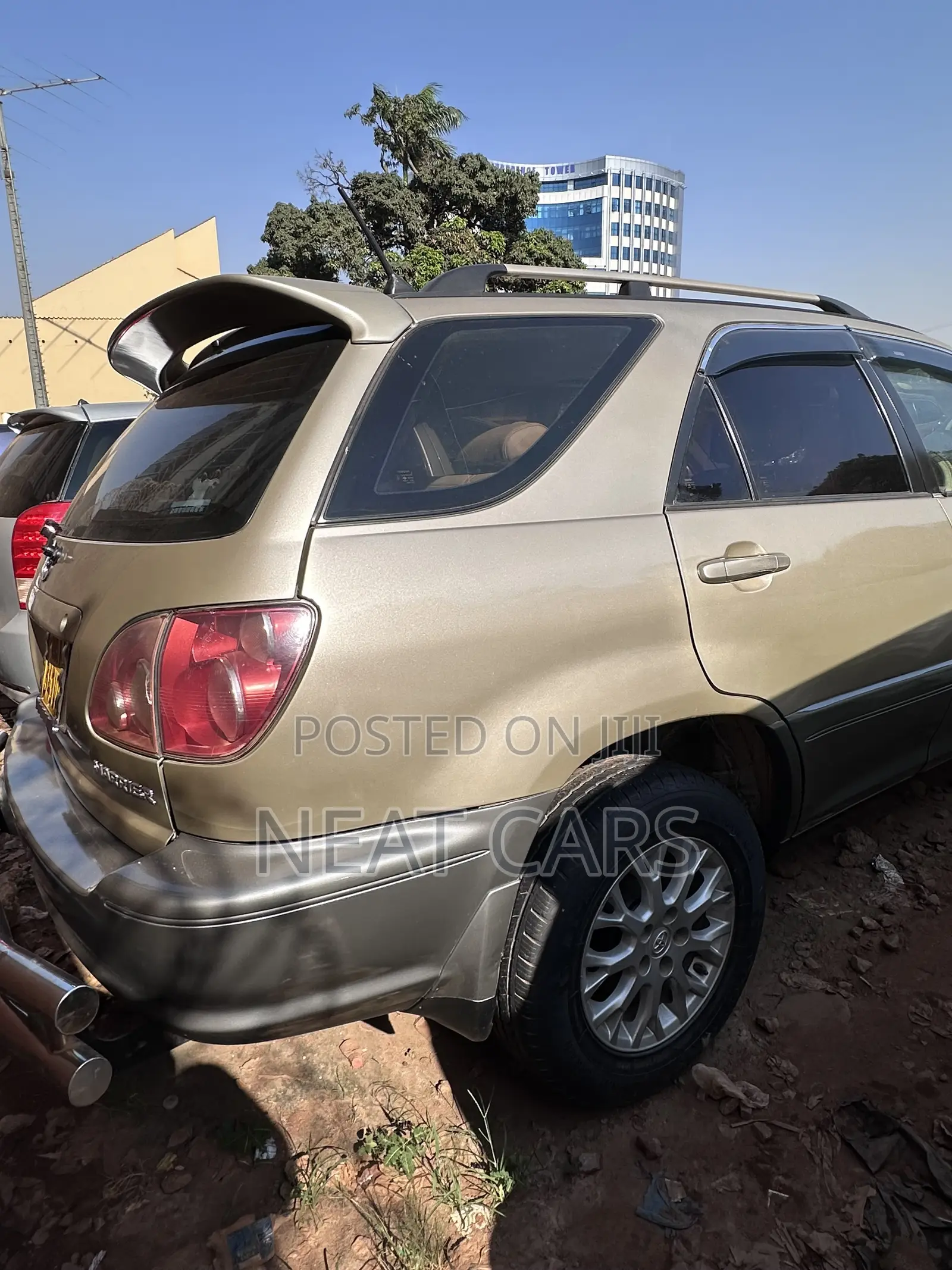 Toyota Harrier 2002 Silver