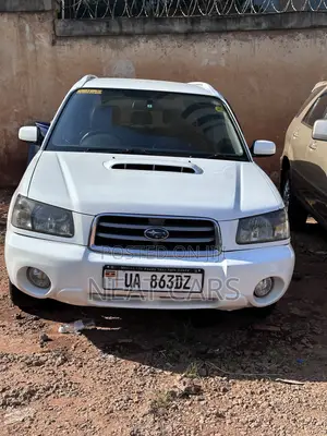 Subaru Forester 2004 White