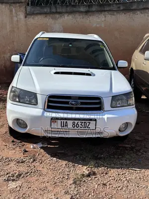Subaru Forester 2004 White