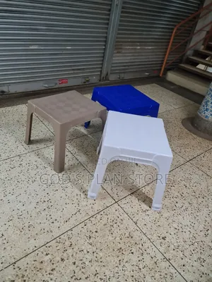 Premium Hotel/Cafe/Bar/Dining/Restaurant Plastic Chairs Plastic Chairs