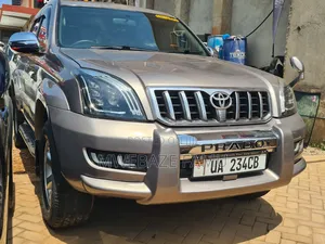 Toyota Land Cruiser Prado 2009 Gray