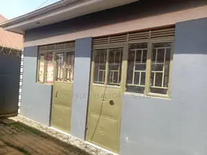 4bdrm Duplex in Division A for sale