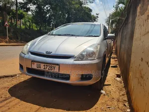 Toyota Wish 2007 Silver